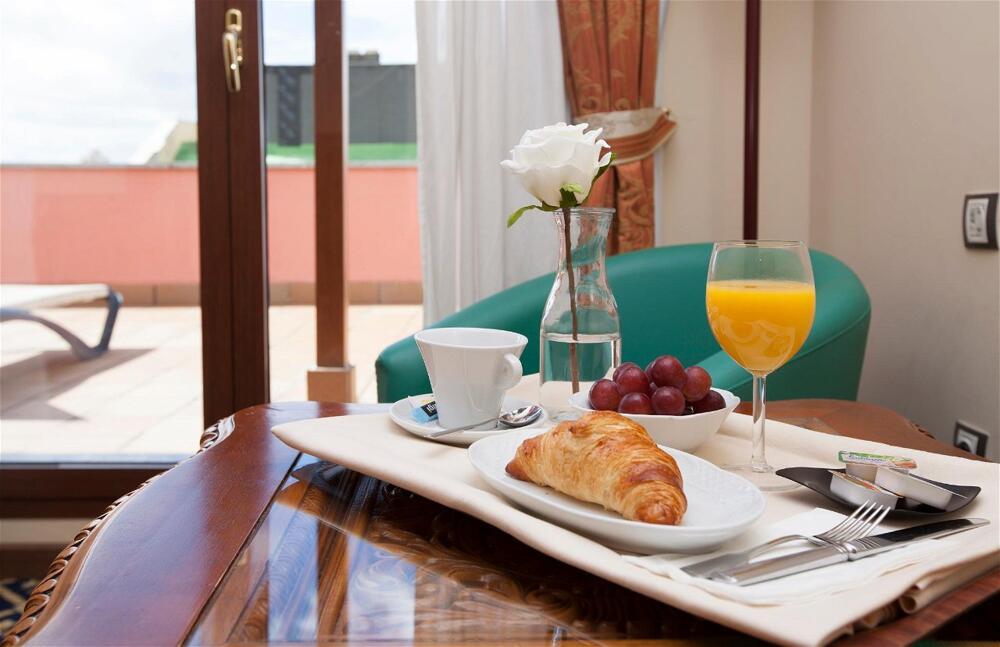 Foto general de Hotel Agora Juan de Austria