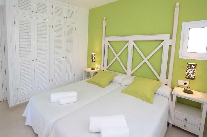 Foto general de Apartamentos Son Bou Playa Gold