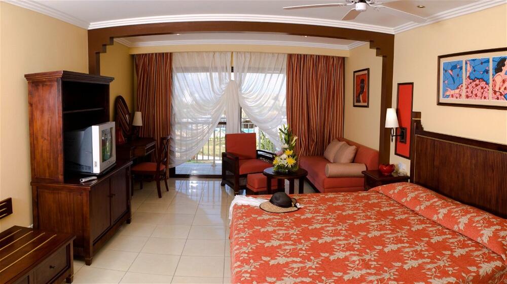 Foto general de Hotel Iberostar Laguna Azul All Inclusive