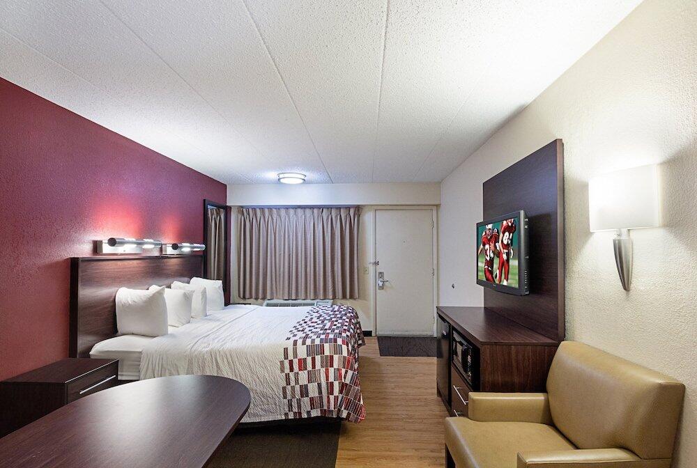 Room – Hotel Red Roof Inn Dayton - Fairborn/ Nutter Center