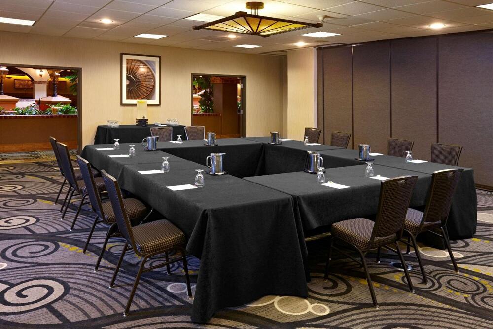 Foto general de Hotel Embassy Suites by Hilton Los Angeles International Airport South