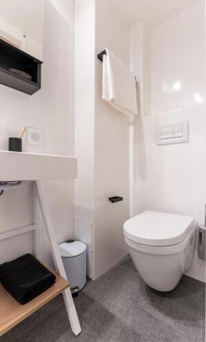 Foto del baño de Aparthotel Ecla Paris Villejuif