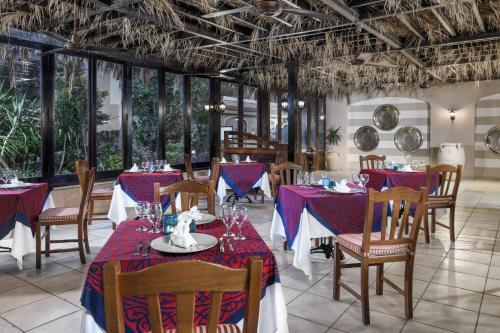 Foto de restauración de Complejo Jaz Aquamarine Resort