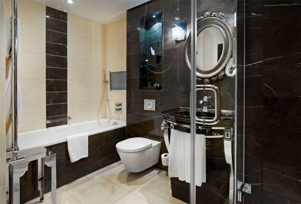 Foto del baño de Hotel Hilton London Syon Park