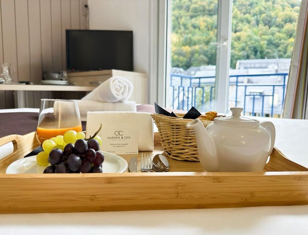 Foto de una habitación de Aparthotel Garden &amp;amp; City Cauterets Balneo