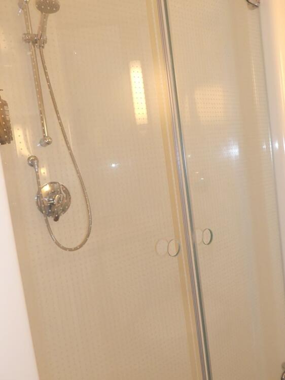 Foto del baño de Hotel ibis Istres Trigance