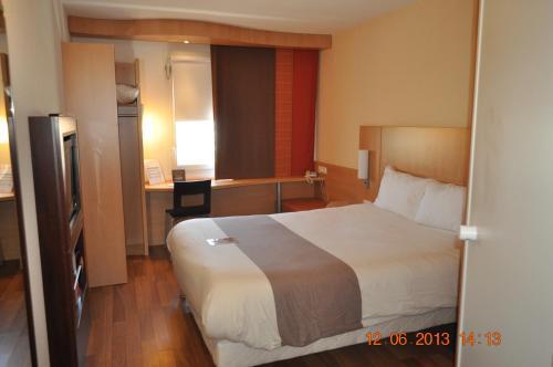 Foto de una habitación de Hotel ibis Istres Trigance