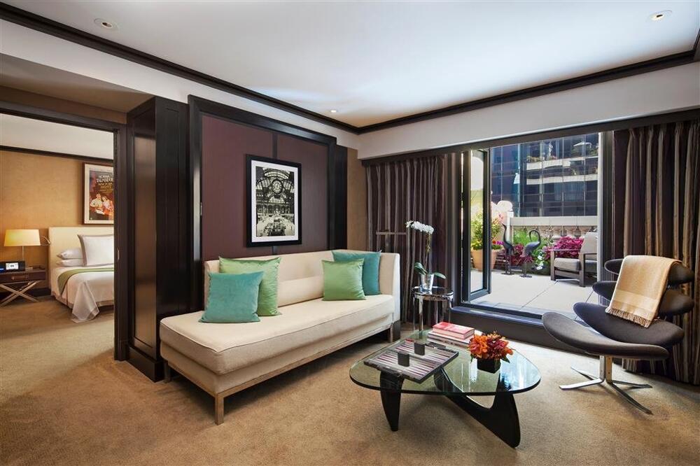 Foto de una habitación de Hotel The Chatwal