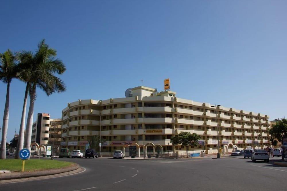 Foto del exterior de Apartamentos Roque Nublo