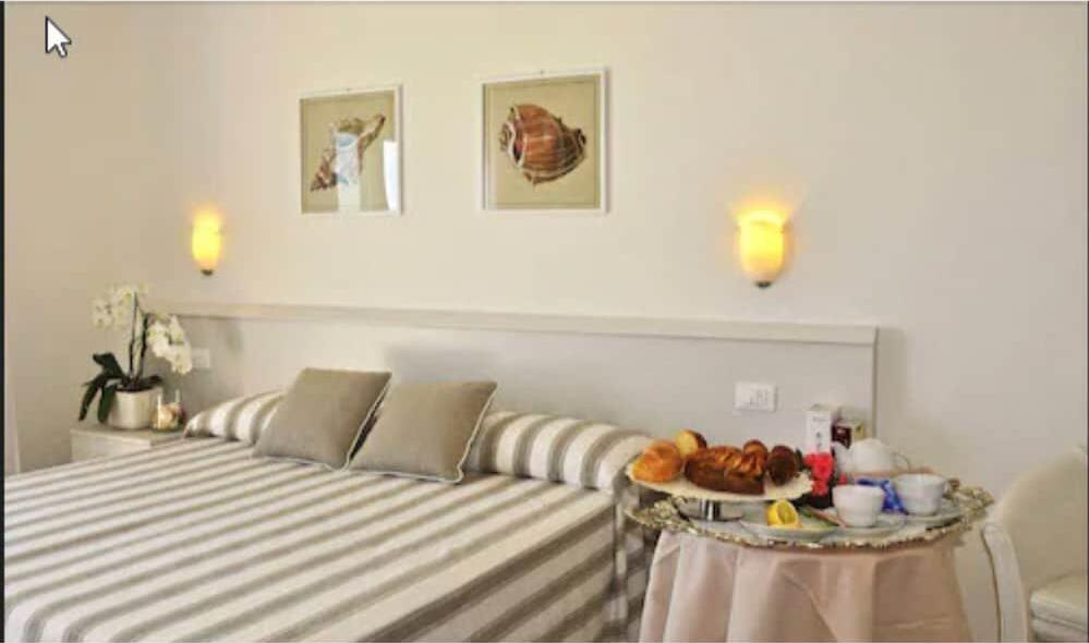 Foto de una habitación de Hotel Plaza Esplanade