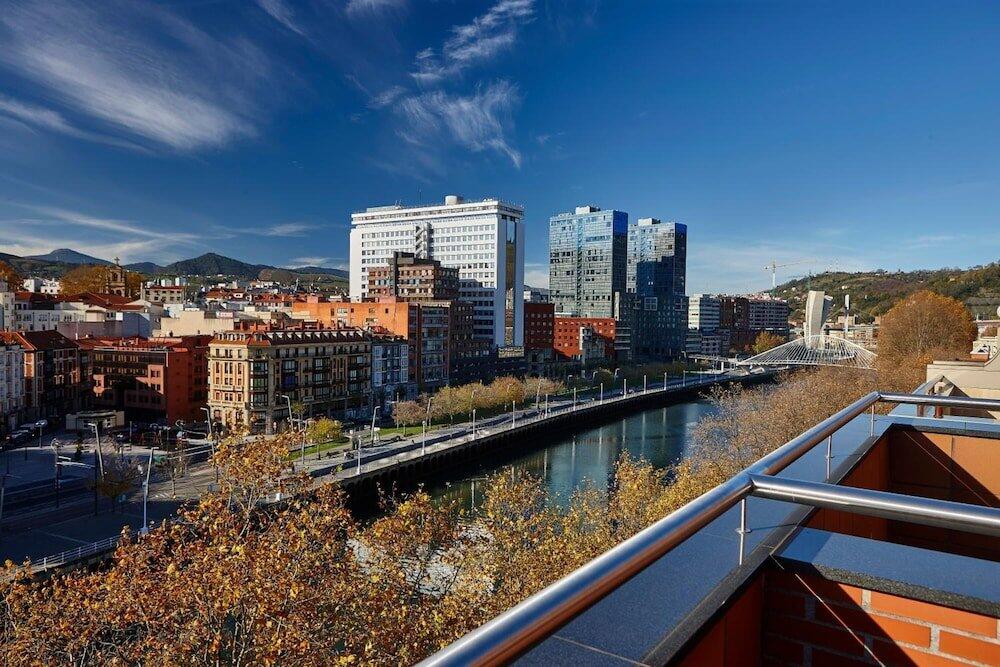 Foto de una habitación de Hotel Bilbao Plaza