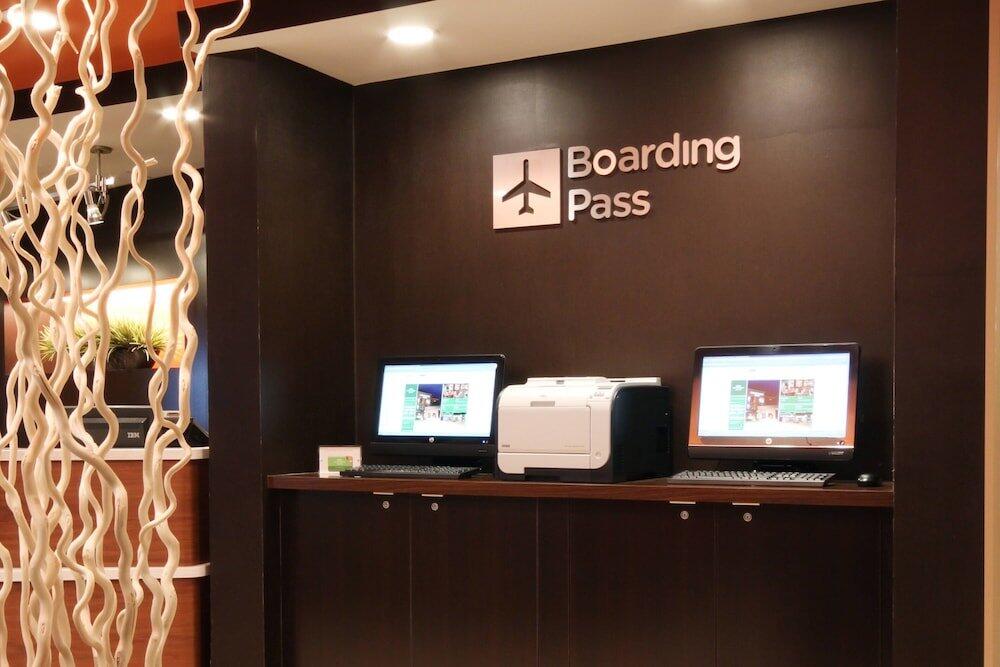 Foto de los servicios de Hotel Courtyard by Marriott Flint Grand Blanc