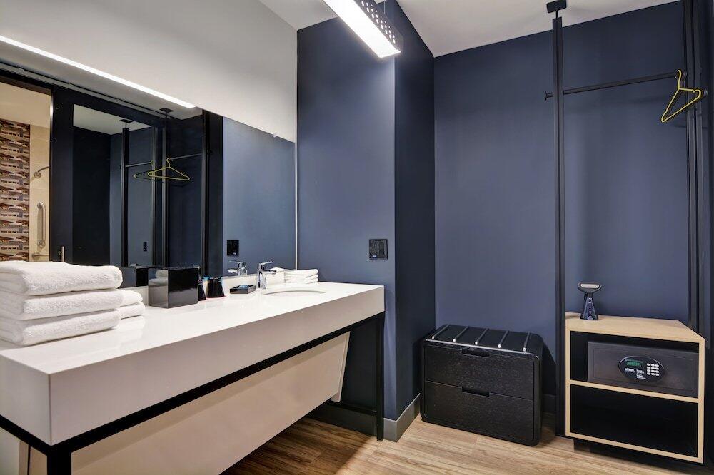 Foto del baño de Hotel Aloft Secaucus Meadowlands