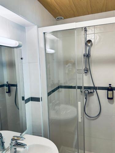 Foto del baño de Chalet Hôtel Les Prodains