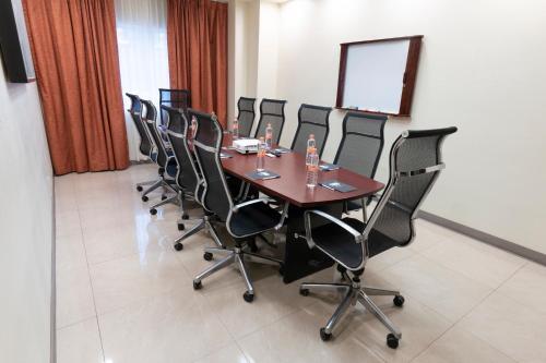 Foto de los servicios de Hotel Holiday Inn Express Guadalajara Aeropuerto