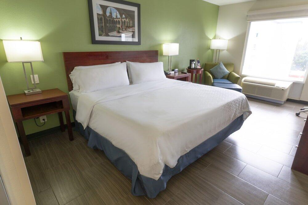 Foto de una habitación de Hotel Holiday Inn Express Guadalajara Aeropuerto