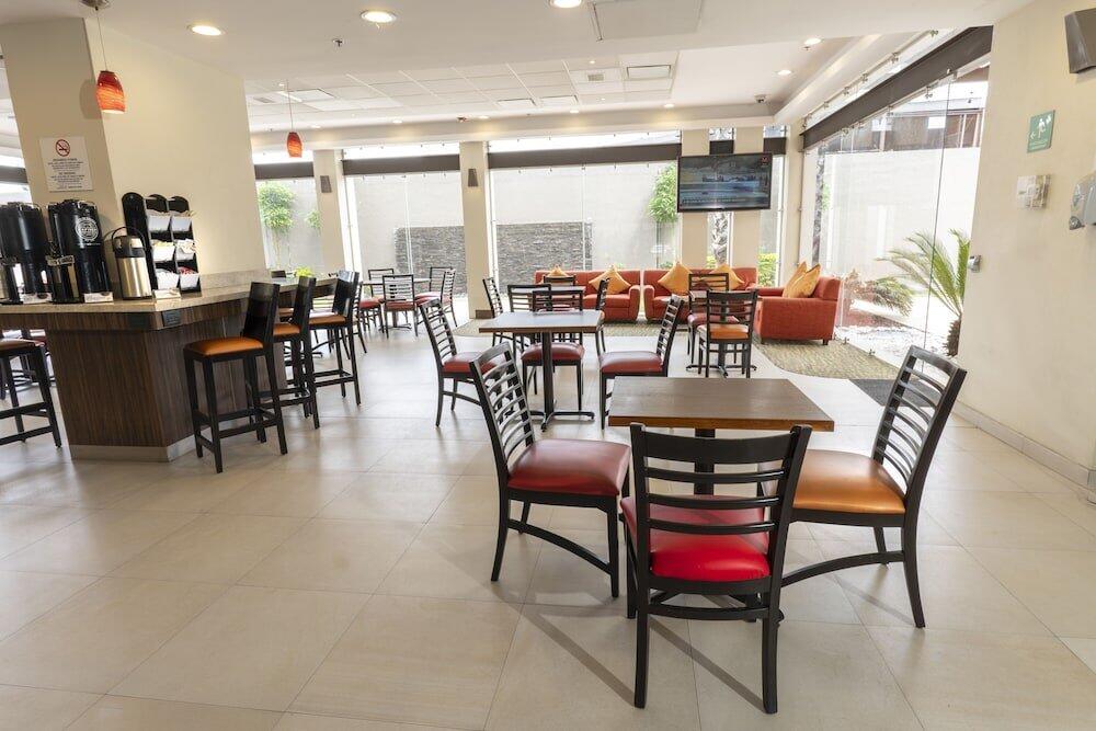 Foto de restauración de Hotel Holiday Inn Express Guadalajara Aeropuerto