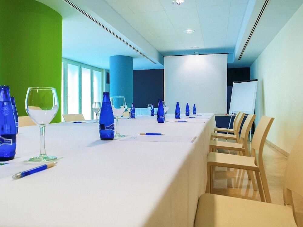 Foto general de Hotel Ibis Styles Zaragoza Ramiro I