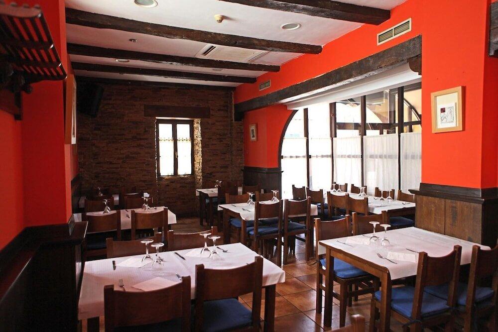 Foto de restauración de Hostal Trinkete Antxitonea