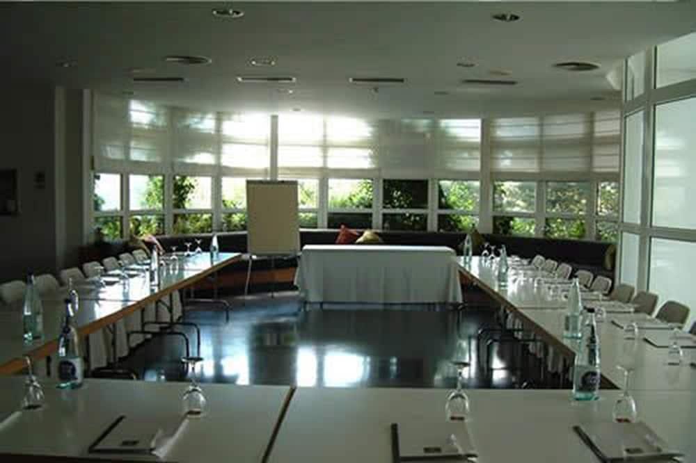 Foto general de Hotel Sercotel Air Penedès