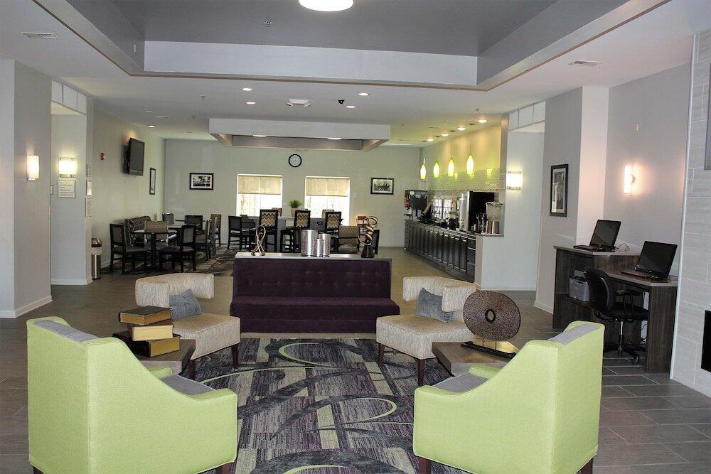 Foto de las zonas nobles de Hotel La Quinta Inn &amp;amp; Suites by Wyndham Huntsville Airport Madison
