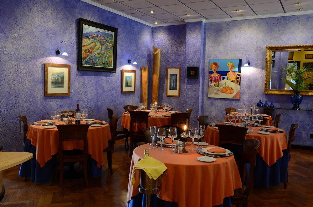 Foto de restauración de Hotel Tikar