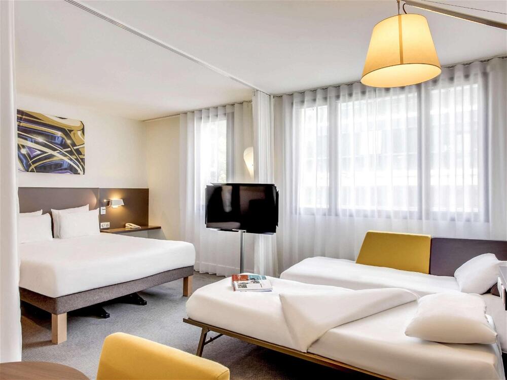 Foto de una habitación de Hotel Novotel Suites Paris Stade De France