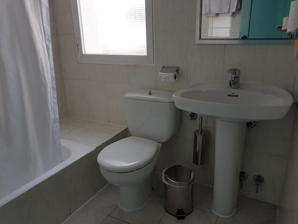 Foto del baño de Hostal Manolo