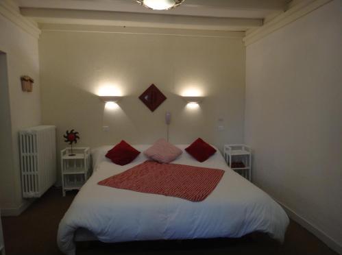 Foto de una habitación de Hotel Le Petit Manoir Logis