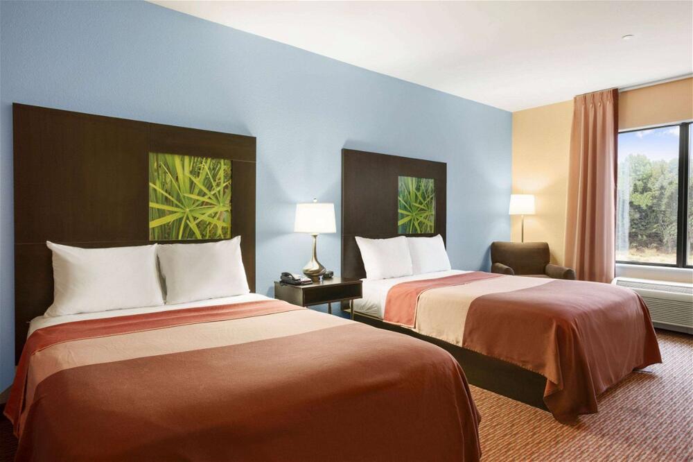 Foto de una habitación de Hotel Super 8 by Wyndham Pennsville/Wilmington
