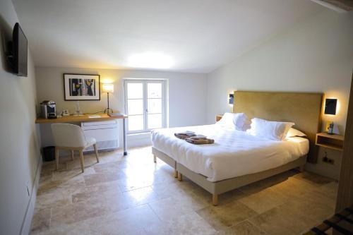 Foto de una habitación de Hotel La Bastide d&amp;#039;Eygalières