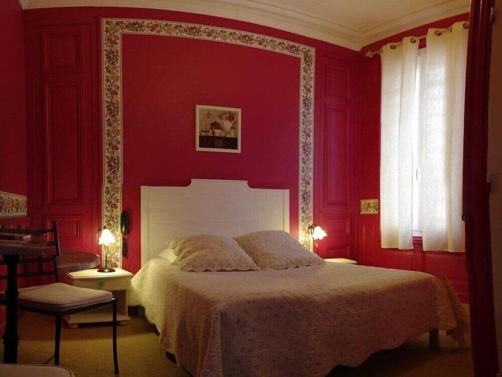 Foto de una habitación de The Originals Boutique, Hôtel d&amp;#039;Angleterre, Fécamp