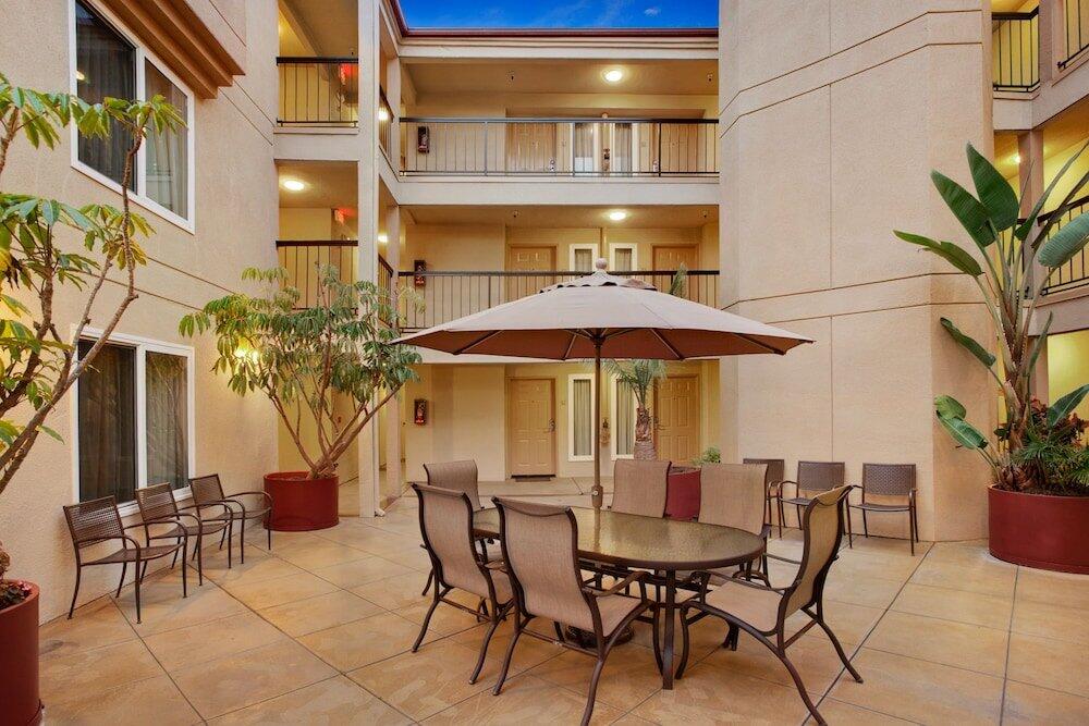 Foto general de Hotel Days Inn by Wyndham Carlsbad