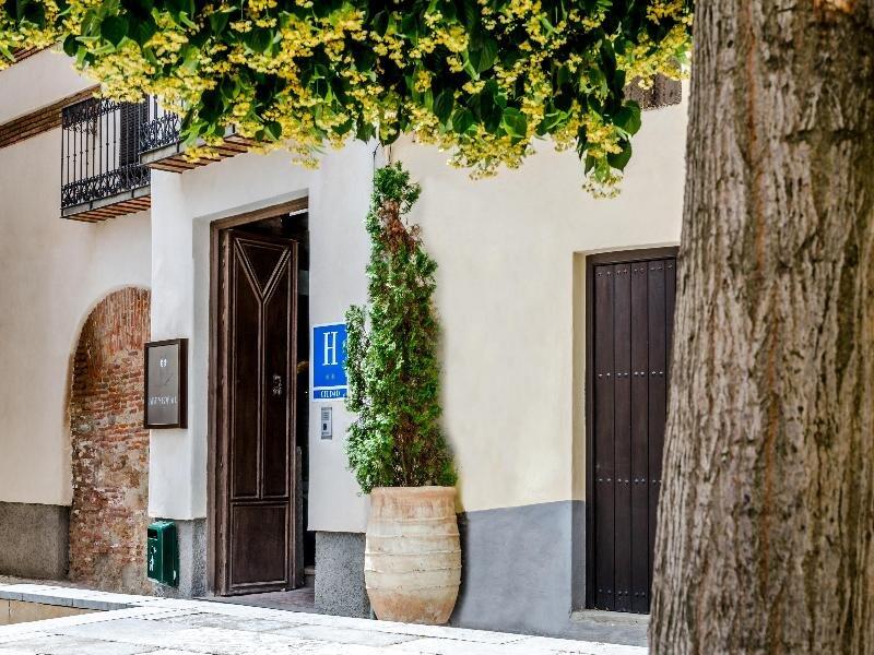 Foto del exterior de Hotel YIT Abentofail