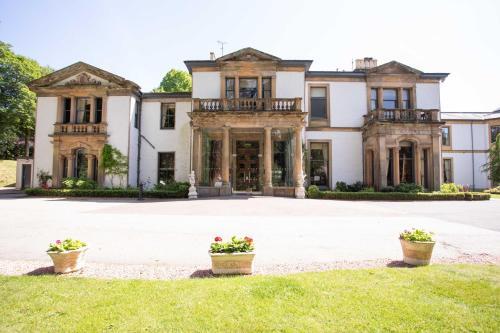Foto general de Macdonald Norwood Hall Hotel