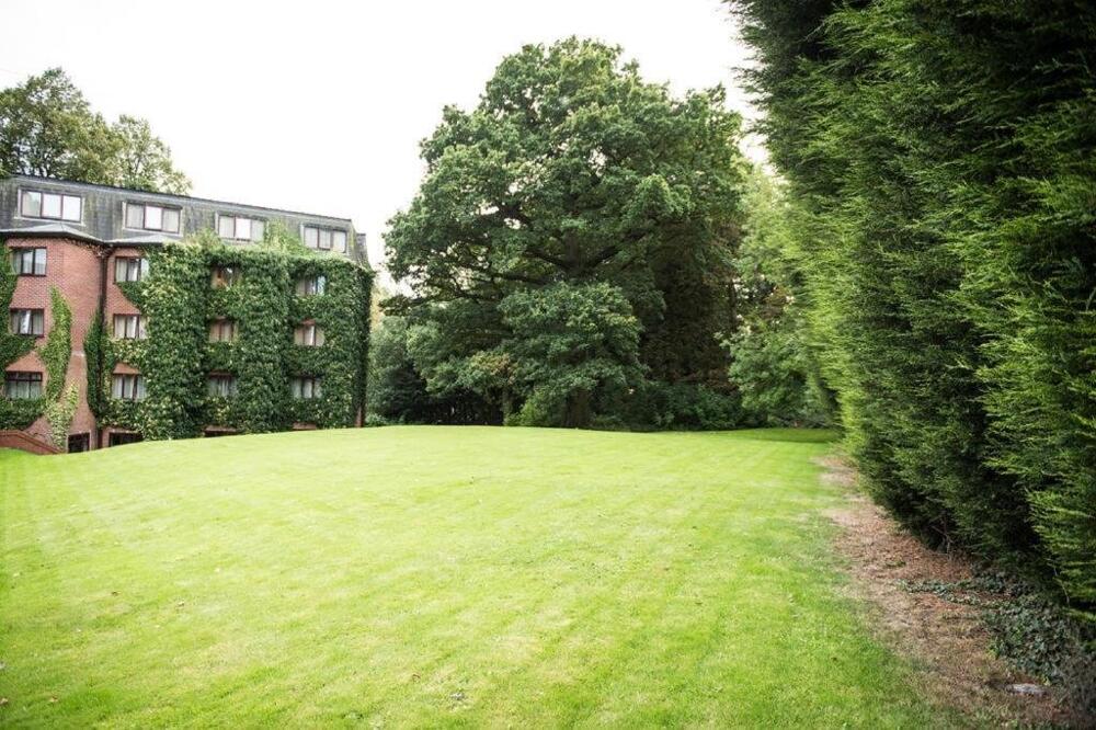 Photo - Bredbury Hall Hotel