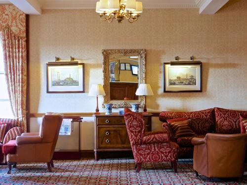 Foto de los servicios de Hotel Macdonald Crutherland House