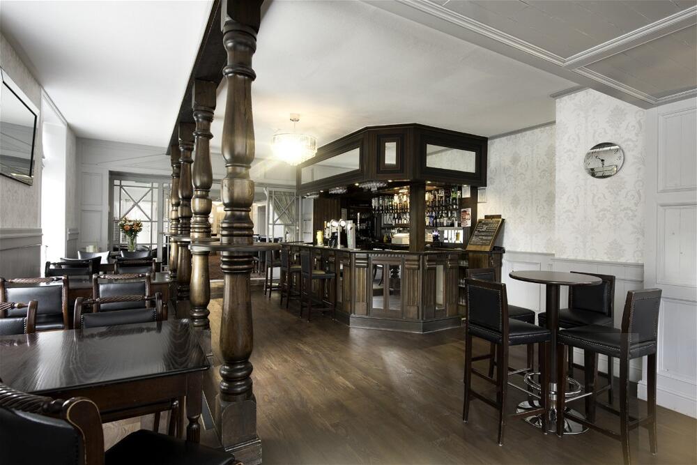 Dining – The Imperial Crown Hotel