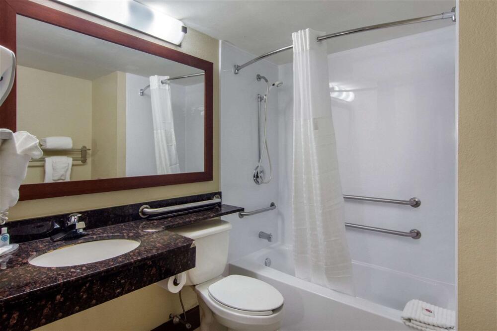 Foto del baño de Hotel Comfort Inn Sandy Springs - Perimeter