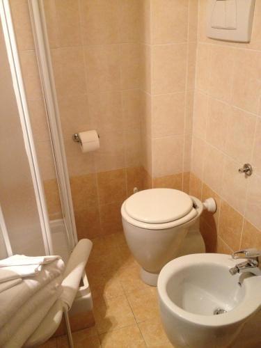 Foto del baño de Hostal Guesthouse Alloggi Agli Artisti