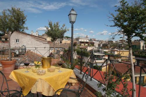 Foto de restauración de Hotel La Lumiere Di Piazza Di Spagna