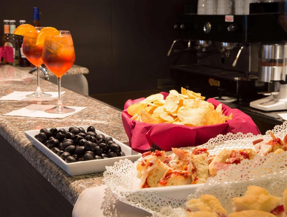 Foto de restauración de Hotel Best Western Plus CHC Florence