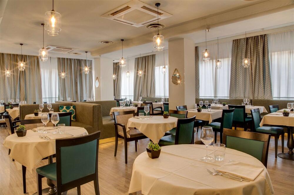 Foto de restauración de Hotel Best Western Plus CHC Florence