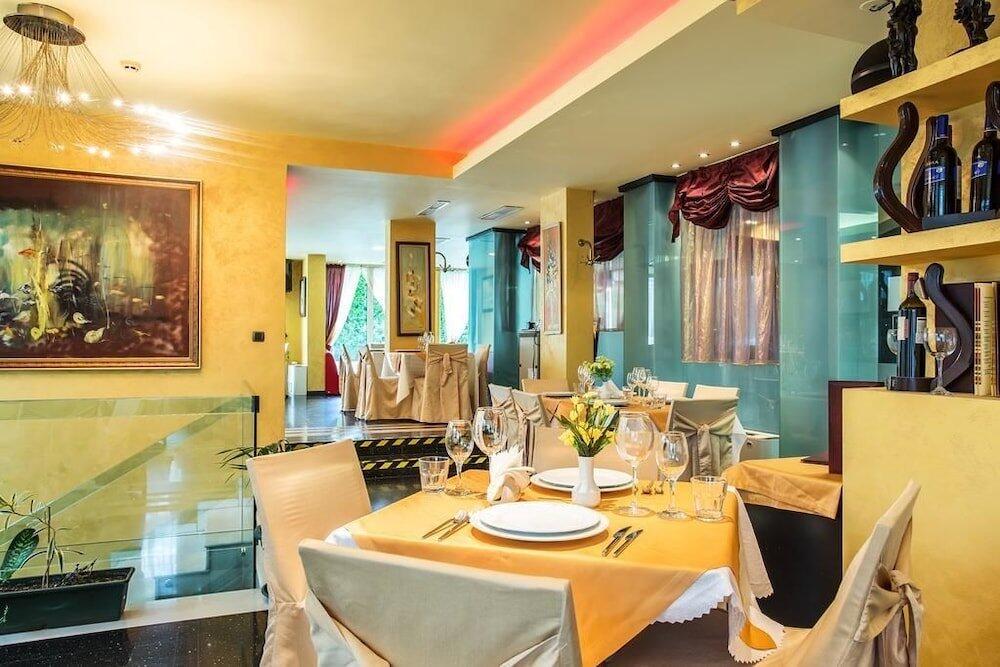 Foto de restauración de Europe Hotel