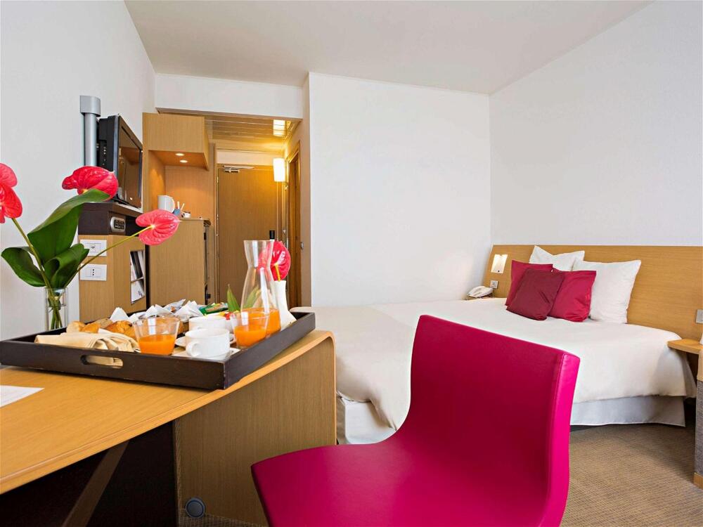 Foto general de Hotel Novotel Salerno Est Arechi