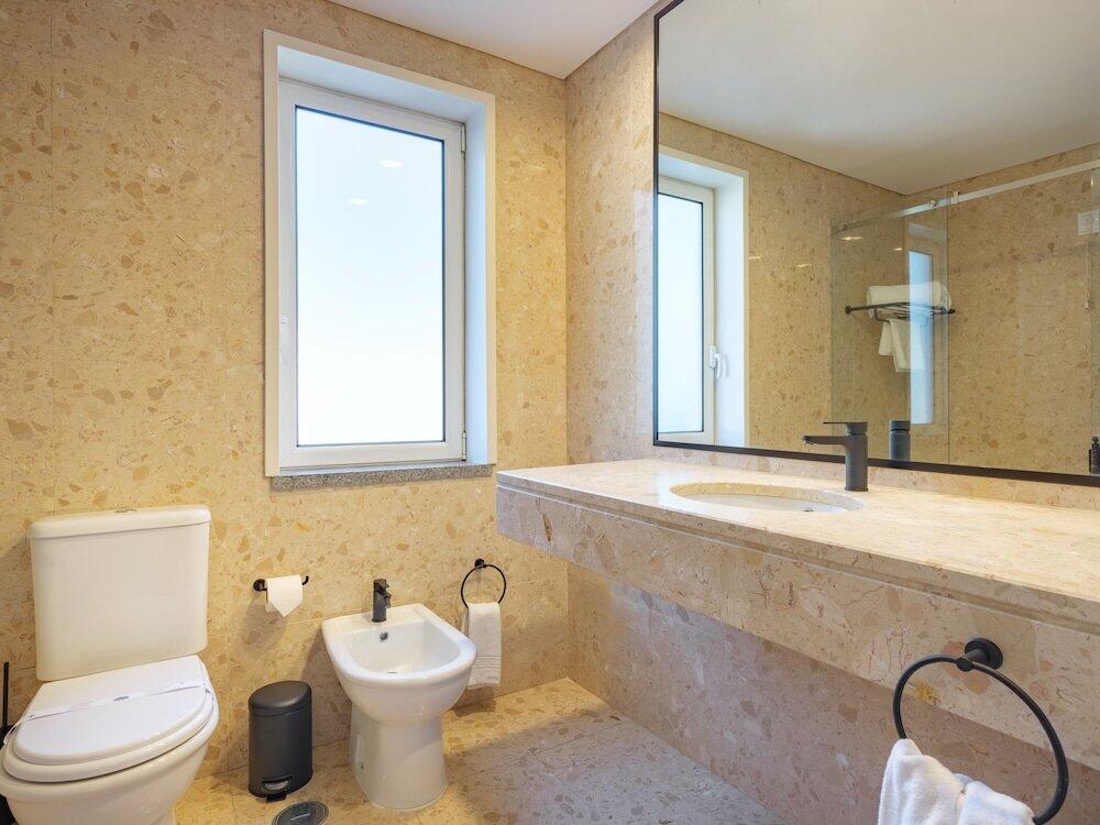 Foto del baño de Pure Monchique Hotel - Villa Termal Spa Resort - by Unlock Hotels