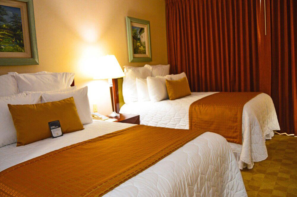 Room – Hotel Honduras Maya