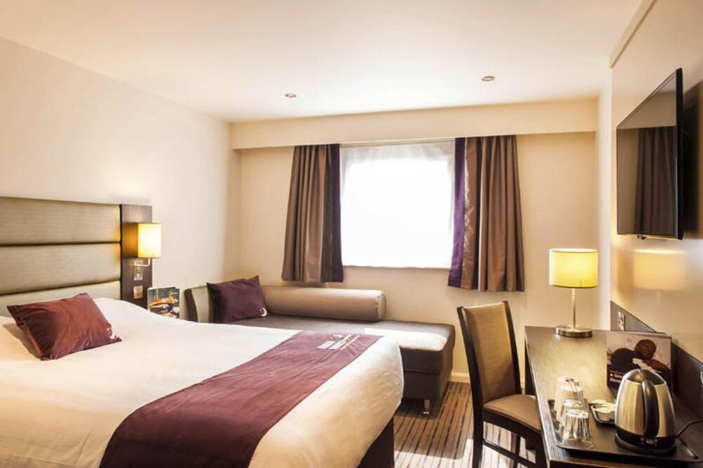 Foto general de Hotel Premier Inn London Kew Bridge