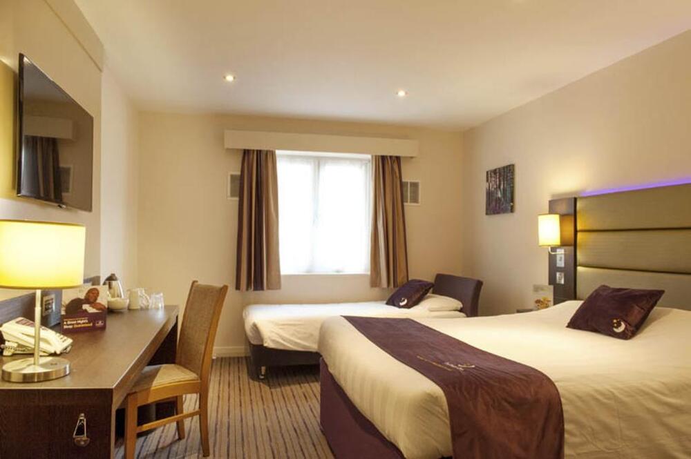 Foto general de Hotel Premier Inn London Kew Bridge