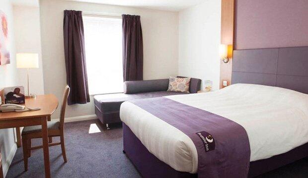 Bild - Hotel PREMIER INN WAKEFIELD SOUTH (M1, JCT39)